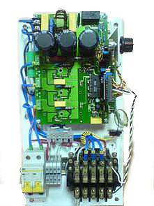 Инвертор преобразователь параметров электрической сети Леотон МОМЕНТ-3500С - фото 1