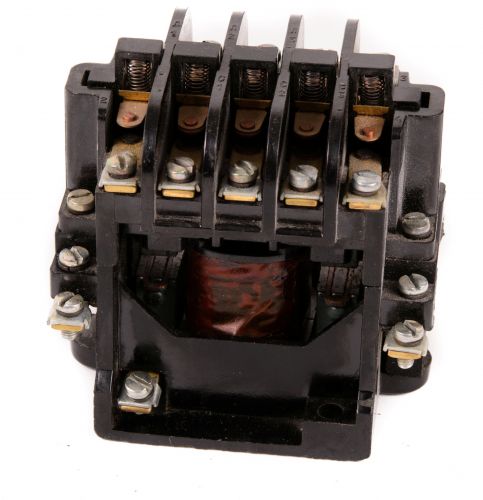 Пускатель ПМЕ 111 - фото 1