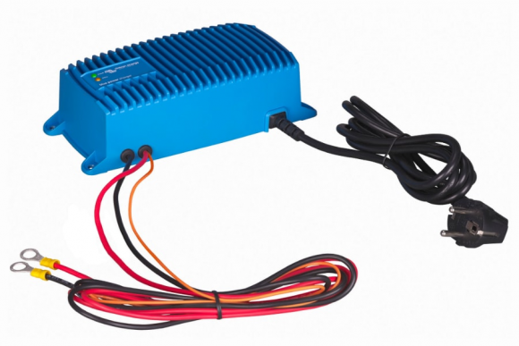 Зарядное устройство Victron Energy Blue Smart IP67 Charger 12/7 (BPC120713006) - фото 1