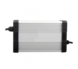 Зарядний пристрій для акумуляторів LogicPower LiFePO4 48V (58.4V)-8A-384W